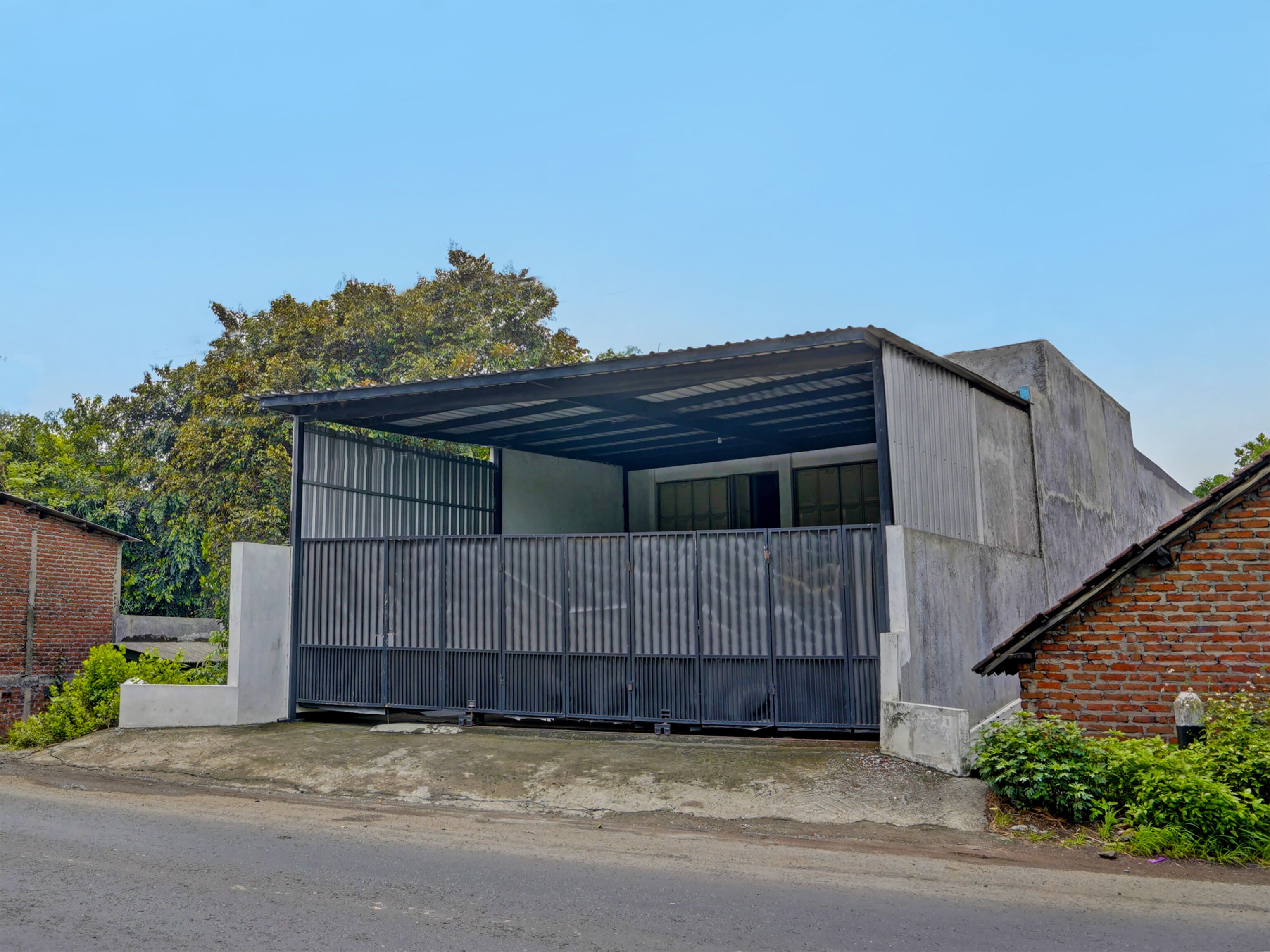 Mặt tiền nơi lưu trú