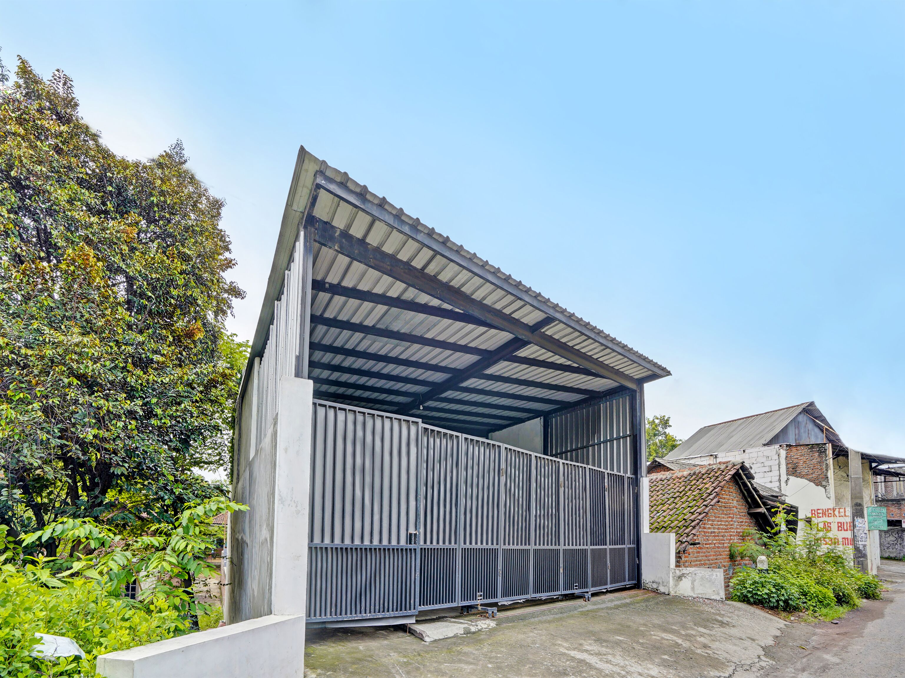 Mặt tiền nơi lưu trú