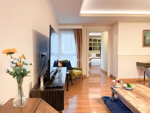 Executive Suite, 2 Bedrooms | Living area | Smart TV, Netflix, streaming services - Syama Hana Executive Apartment Thonglor (Bangkok)