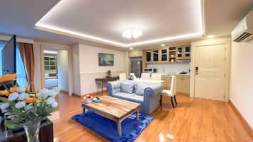 Executive Suite, 2 Bedrooms | Living area | Smart TV, Netflix, streaming services