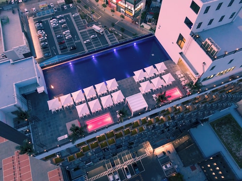 Chestertons GyeongJu