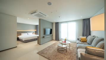 Suite Double Room | 免费 WiFi、床单