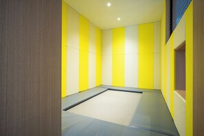 Suite Kids Family Twin - Playing | Area soggiorno | Smart TV 50 pollici con canali via cavo, TV, pavimenti riscaldati