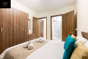 Desk, iron/ironing board, travel crib, free WiFi