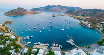 Apartment in the 'Pico Bello Patmos 22' hotel with mountain views, WiFi and air conditioning