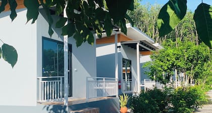 Suanvadee Resort