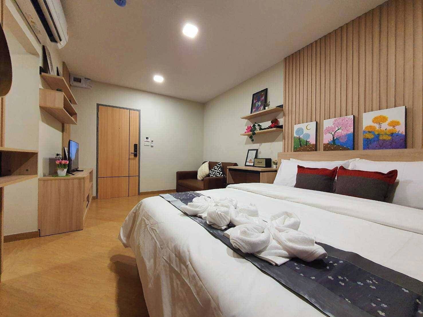 Deluxe-Zimmer, 1 King-Bett, Nichtraucher, Stadtblick | 1 Schlafzimmer, Schreibtisch, Verdunkelungsvorhänge, kostenloses WLAN