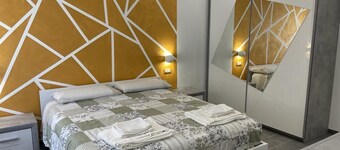 Holiday Apartment "Il Paradiso Holiday" with Private Terrace, A/C & Wi-Fi