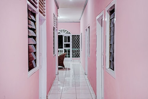 OYO 90289 Lestari Syariah Homestay