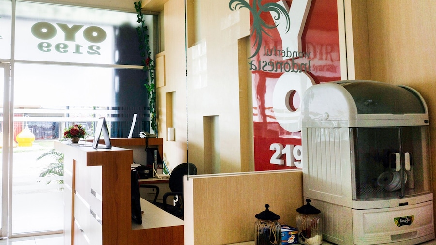 Hotel O Mandiri Guest House Syariah