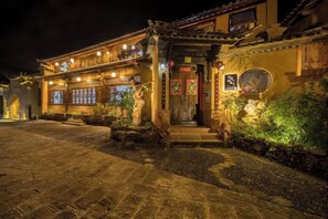 Ảnh chưa phân loại, 3 trong số 96 ảnh, nút