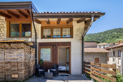 Holiday Apartment "Agritur Piazera Con Terrazzo" with Mountain View