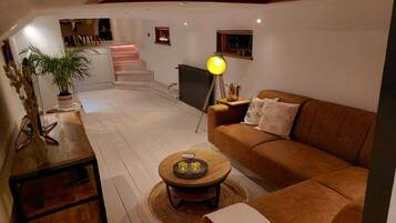 Een flatscreentelevisie