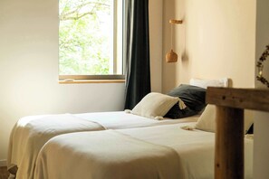 2 bedrooms, desk, travel crib, WiFi - Gîte d'exception avec vue panoramique (Prémanon)