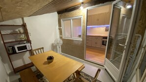 Dining - Cosy house with full amenities close to place de la republique (Limoux)