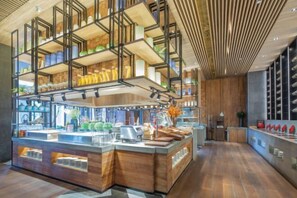 Restaurant - Azure Reserve Deqing (DEQING)