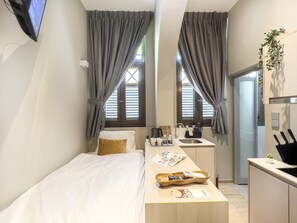 Quaint Single Studio - (Singapore)