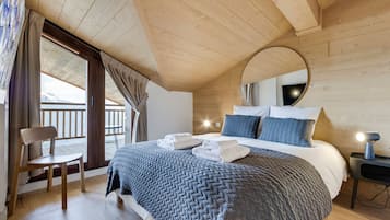 4 bedrooms, free WiFi, bed sheets