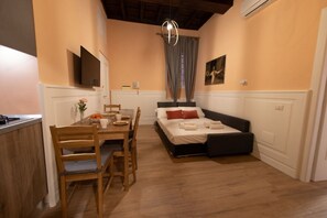 Dining - The Best Rent - Apartment near Fontana di Trevi (Roma)