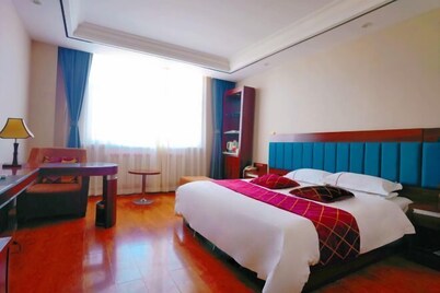 Shengzun Business Hotel