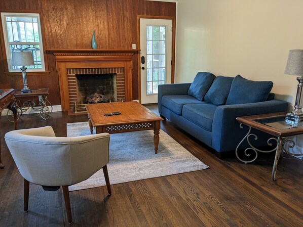 Smart TV, books, streaming services, offices
