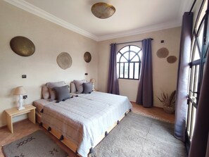 Deluxe Double Room | Premium bedding, free WiFi, bed sheets - Riad Bini- Ddik (Aguerd)