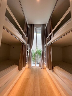 ห้องสแตนดาร์ดพักรวม | เครื่องนอนระดับพรีเมียม, ผ้านวมขนเป็ด, Wi-Fi ฟรี