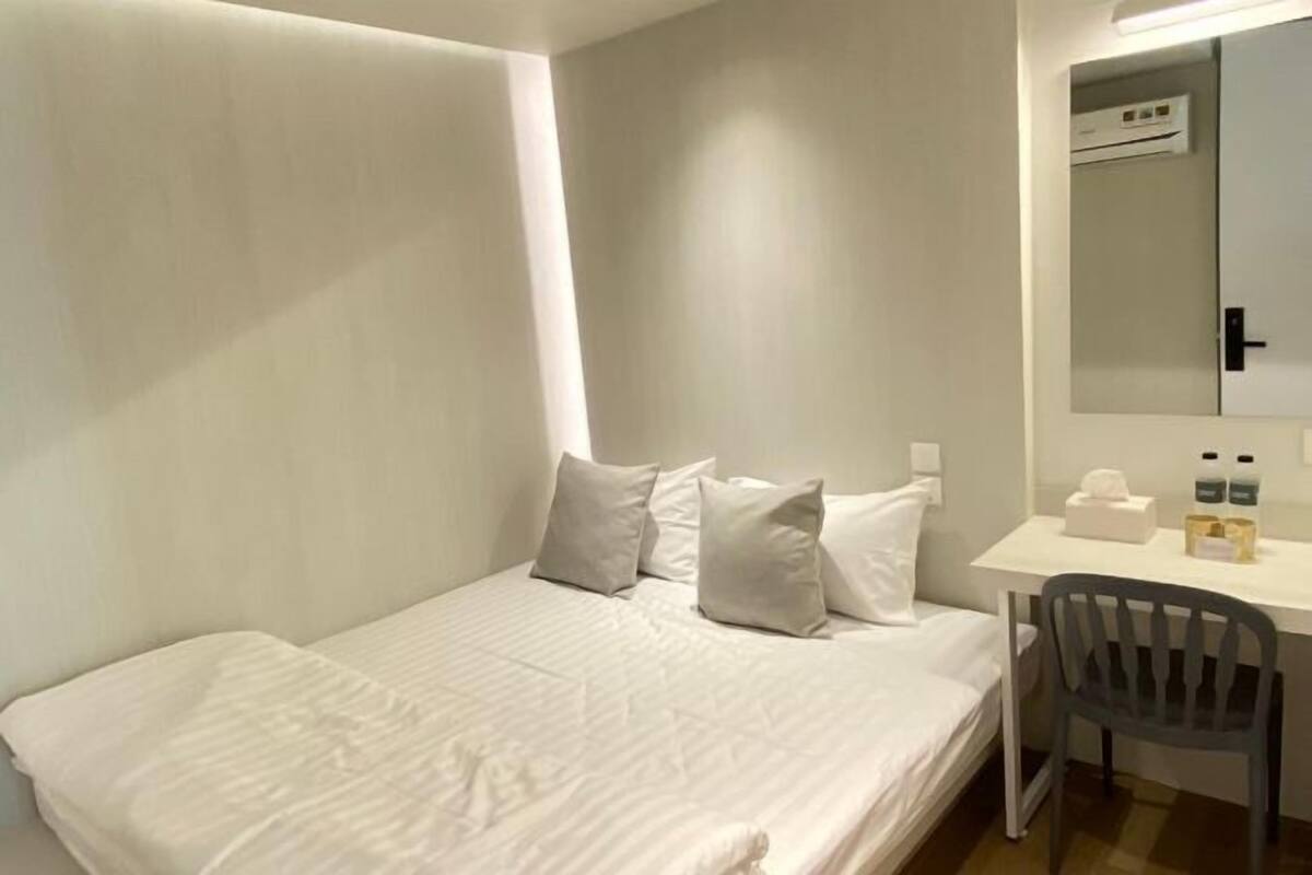 Premium bedding, down duvets, free WiFi