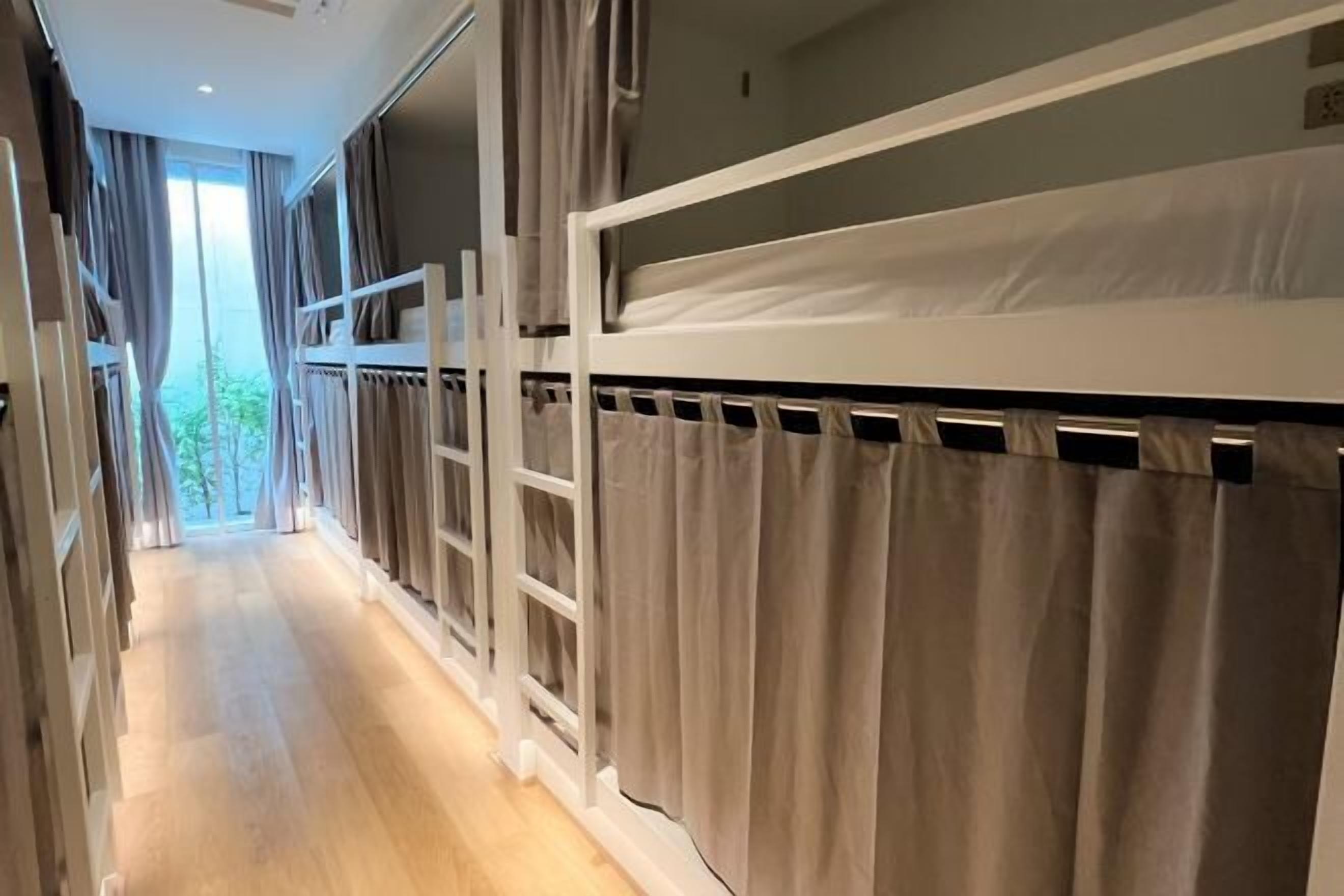 เครื่องนอนระดับพรีเมียม, ผ้านวมขนเป็ด, Wi-Fi ฟรี