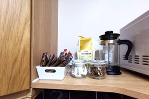 Coffee and/or coffee maker - New Great city centre apartment (Dublin 1)