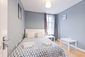 1 bedroom, iron/ironing board, travel cot, WiFi