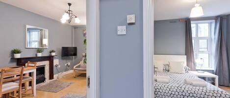1 bedroom, iron/ironing board, travel cot, WiFi
