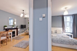 1 bedroom, iron/ironing board, travel cot, WiFi