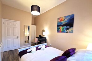 1 bedroom, iron/ironing board, travel cot, WiFi