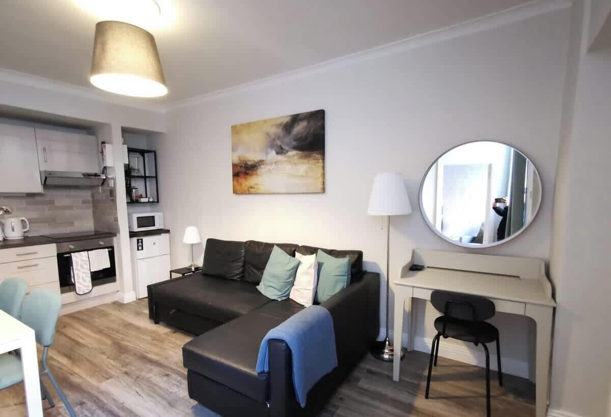 Televisio, työhuone