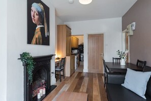 Interior - Stylish Bright Apartment Great Location Fast WI-FI TV (Dublin 7)