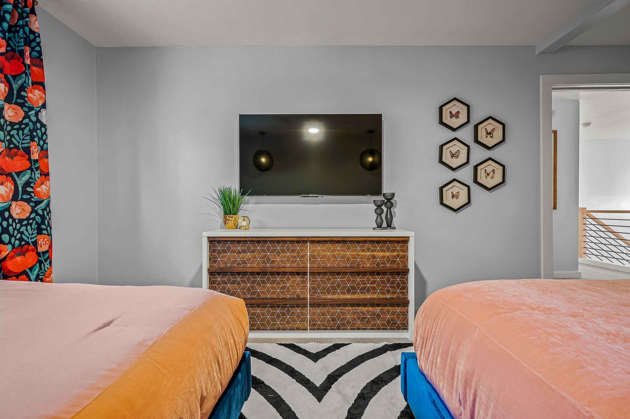 3 bedrooms, iron/ironing board, travel cot, WiFi