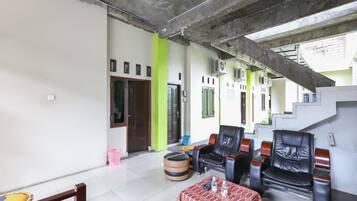 Khu tiếp khách ở sảnh