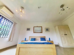 Apartment | 1 bedroom, iron/ironing board, free WiFi, bed sheets - Beautiful one bed Apartment in Tema, Community 6 (Tema)