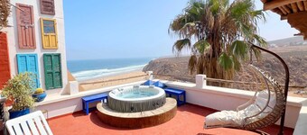 Ocean View, 5 bed Villa, Hot Tub, Sauna