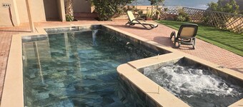 Luxury Oceanfront 6 Bedroom Villa in Mirleft