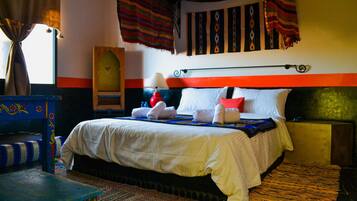 5 chambres, lit parapluie, Wi-Fi, draps fournis