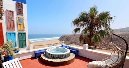 Ocean View, 5 bed Villa, Hot Tub, Sauna