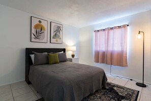 1 quarto, ferros/tábuas de passar roupa, Wi-Fi, roupa de cama