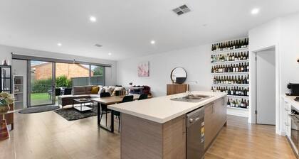 Mellow&Modernized Townhouse-3Beds-Quiet-Anzac Hwy