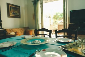 House | Dining - Beautiful House in Tinos (Tinos)