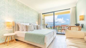 Comfort Double or Twin Room | In-room safe, soundproofing, free WiFi