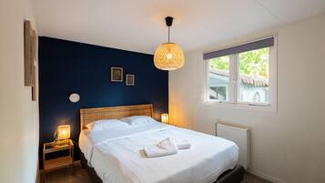 2 dormitorios, tabla de planchar con plancha, wifi y ropa de cama