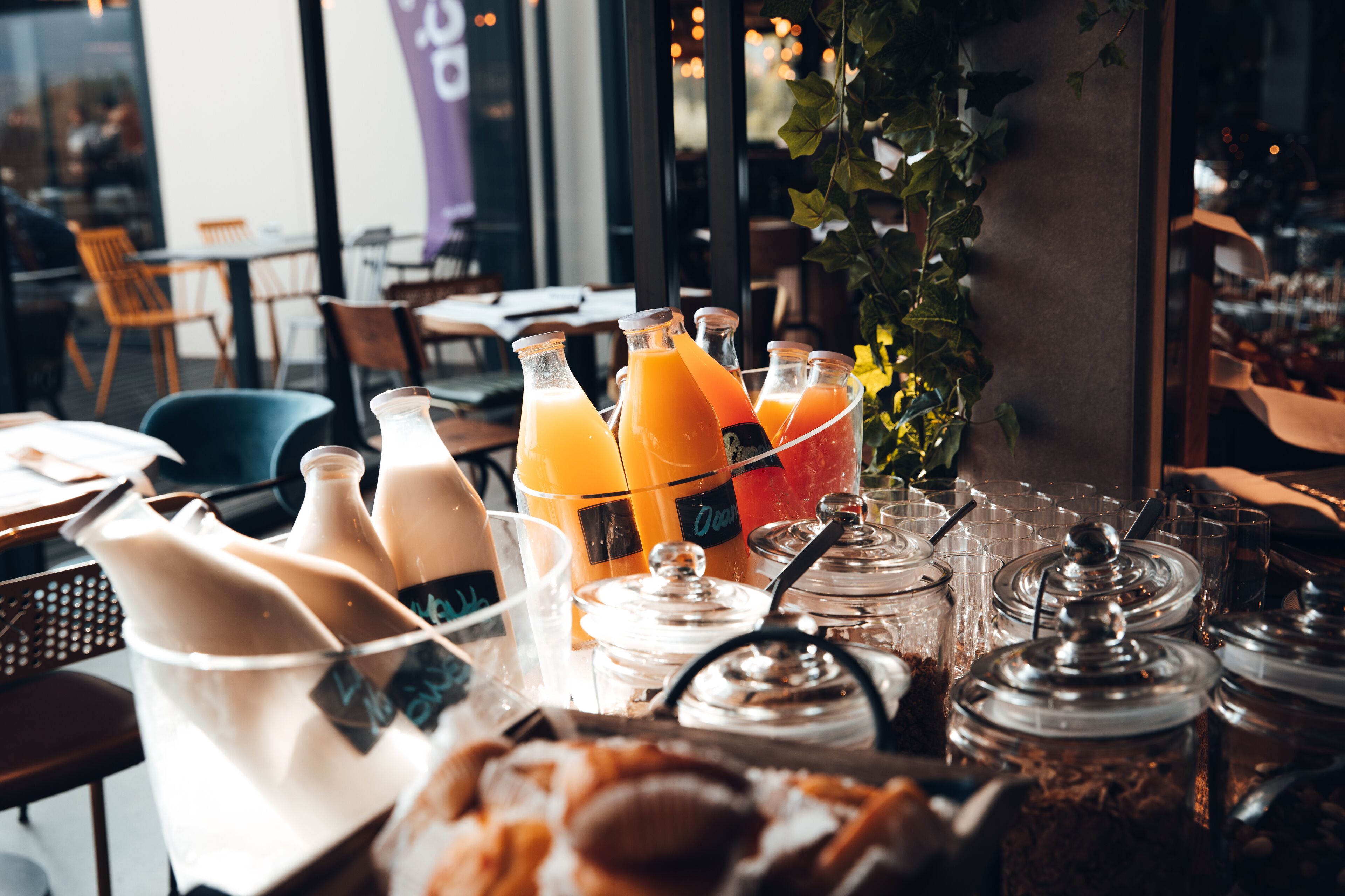 Breakfast area
