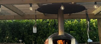 Sustainable Coastal Retreat: Luxury Glamping Safari Tent - Sleeps 6!